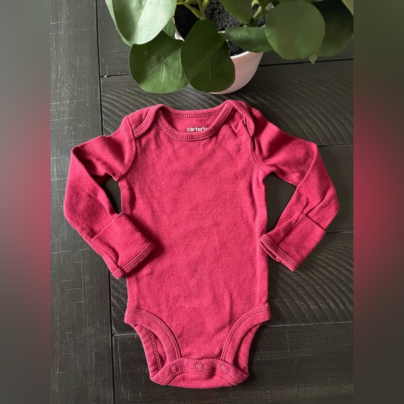 Carters Onesies Newborn Long sleeve Bundle 5 onesies - Picture 2 of 5